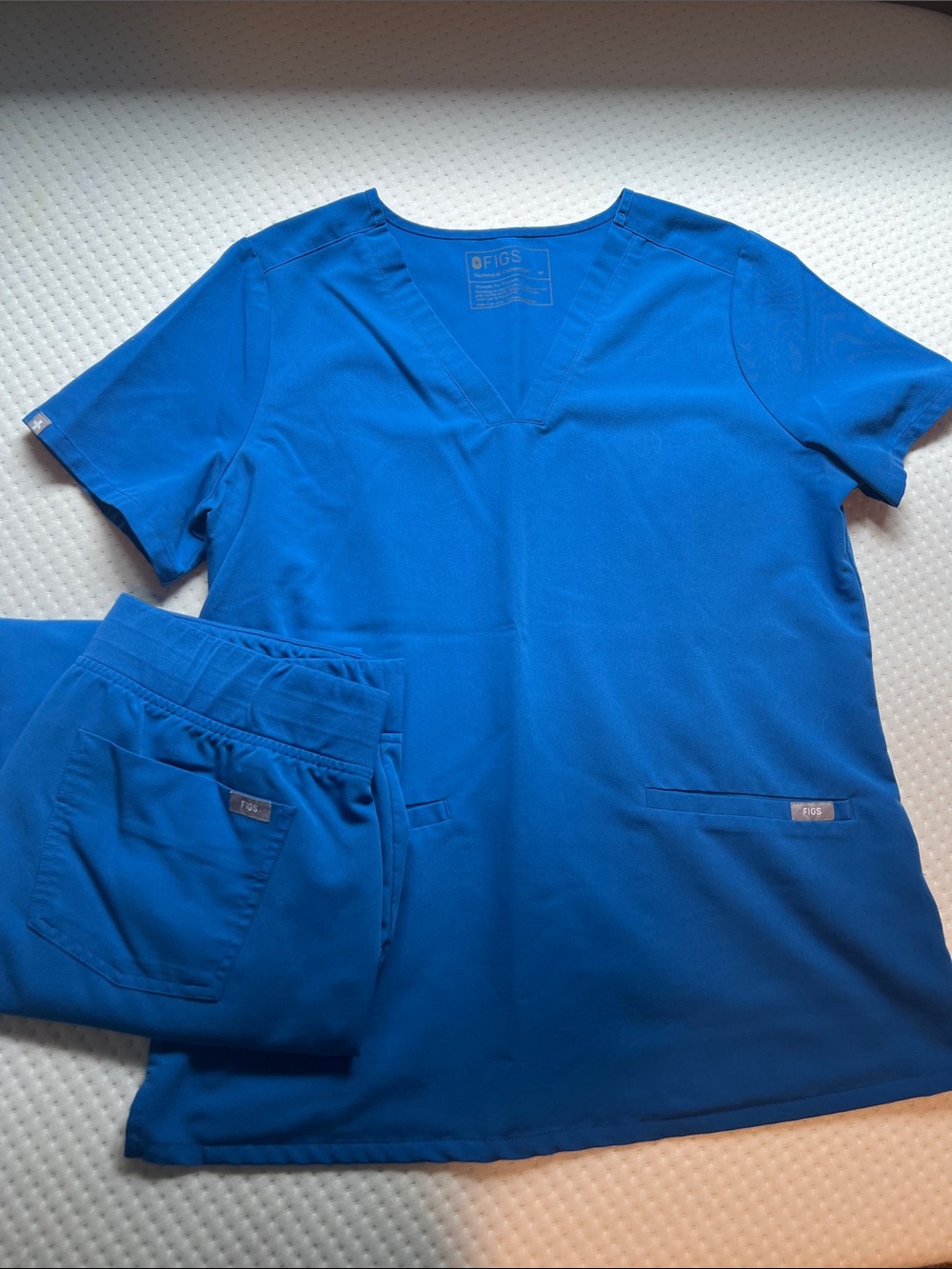 Figs Short Sleeve V-Neck Scrub Top and bottom set in Royal Blue